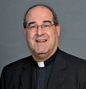 Rev. Francisco J. Garcia Chooses Select International Tours