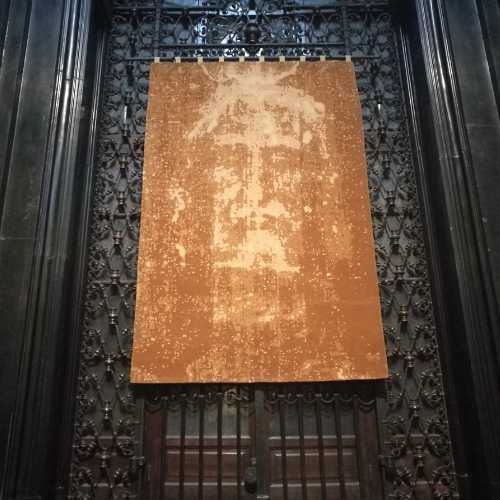 Shroud of Turin with Select International Tours